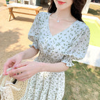 V-neck High-waist Figure-flattering Dress